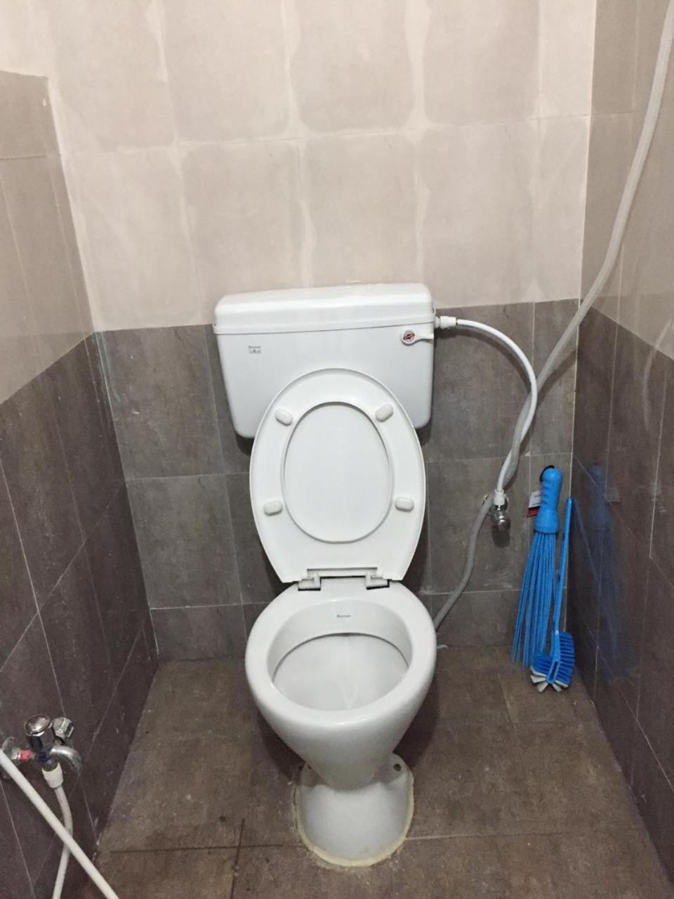 Aditi Rooms Tiruchirappalli Экстерьер фото